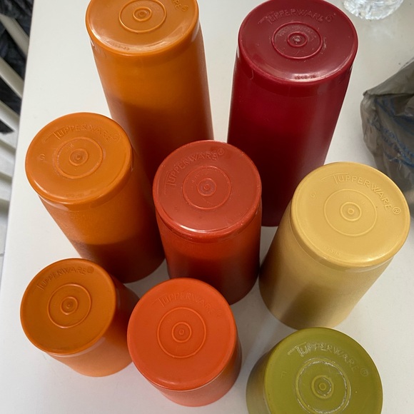 9 Tupperware Autumn Harvest Tumblers - Picture 4 of 9